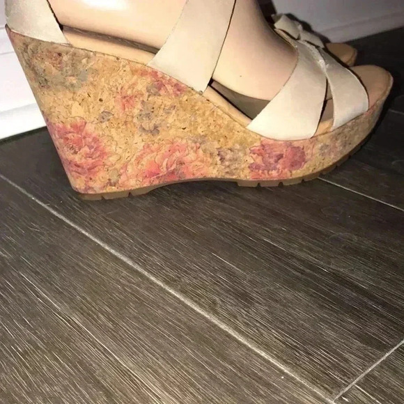 Kork's By Kork-Ease Caroline Golden Sand Wedge Sandals Size 9 - Picture 3 of 7